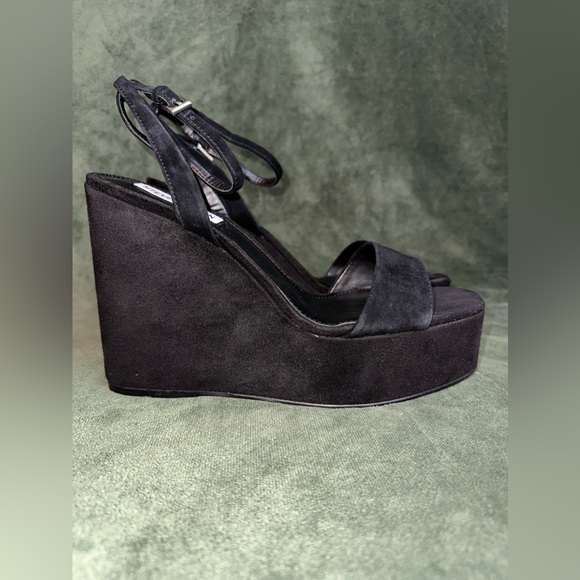 STEVE MADDEN CECEE BLACK - PLATFORM WEDGE - Picture 1 of 6